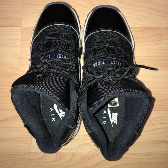 Jordan’s - Picture 4 of 7